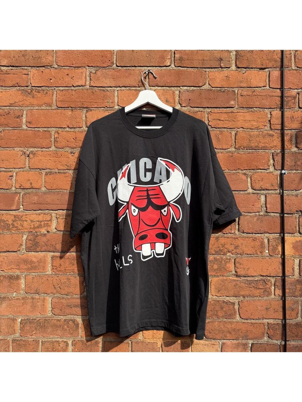 chicago bulls back2school special t shirt XXL